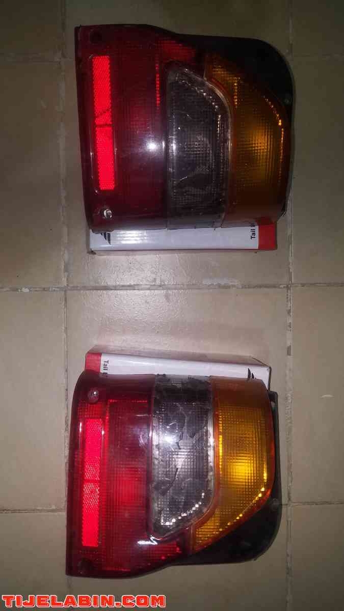 أضواء خلفية لسيارة ماروتي سوزوكي مستعملة في حالة جيدة جدا - Khracia, Alger