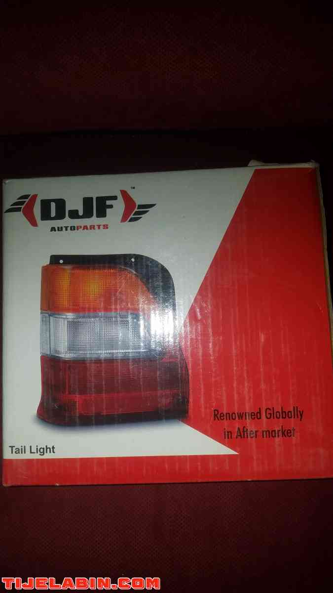 أضواء خلفية لسيارة ماروتي سوزوكي مستعملة في حالة جيدة جدا - Khracia, Alger - Tijelabin