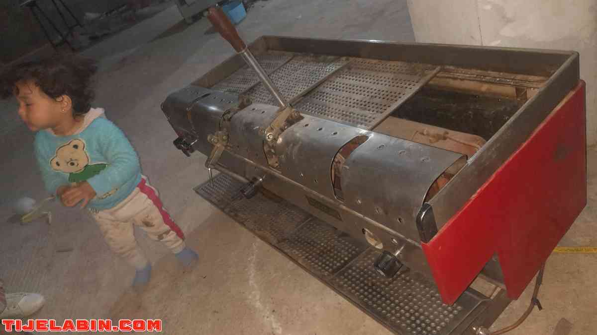 عصارة قهوة - Cheniguel, Medea - Tijelabin