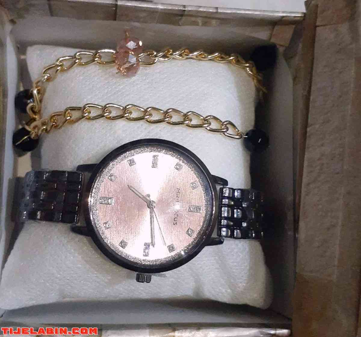 ساعات نسائية - Batna, Batna - Tijelabin