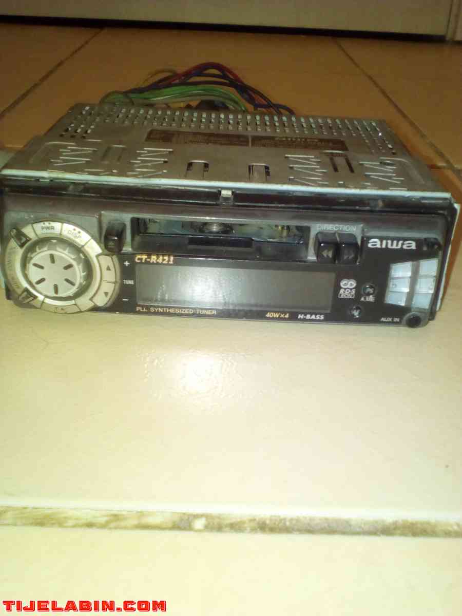 جهاز راديو للسيارات من نوع "AÏWA" مستعمل في حالة جيدة - Khracia, Alger - Tijelabin