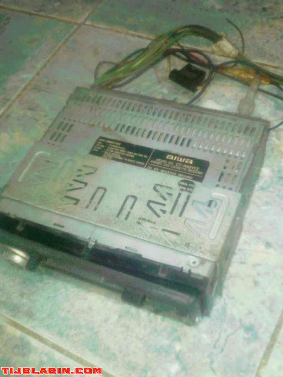 جهاز راديو للسيارات من نوع "AÏWA" مستعمل في حالة جيدة - Khracia, Alger