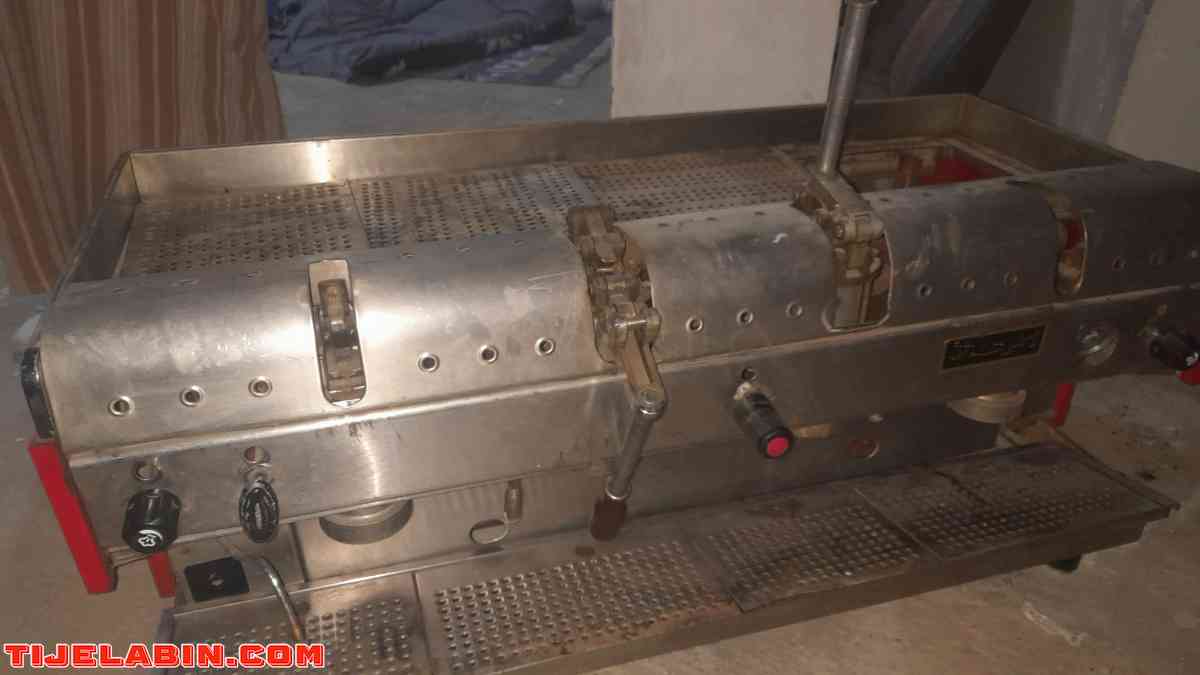 عصارة قهوة - Cheniguel, Medea - Tijelabin