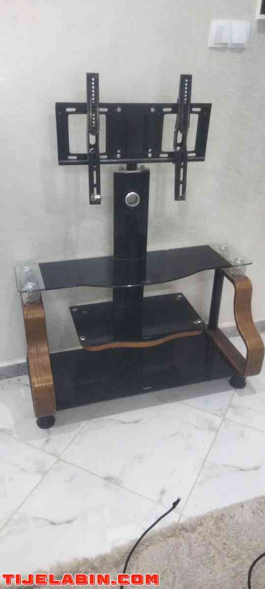 طابلة حاملة التلفاز مستعملة - Tipaza, Tipaza - Tijelabin