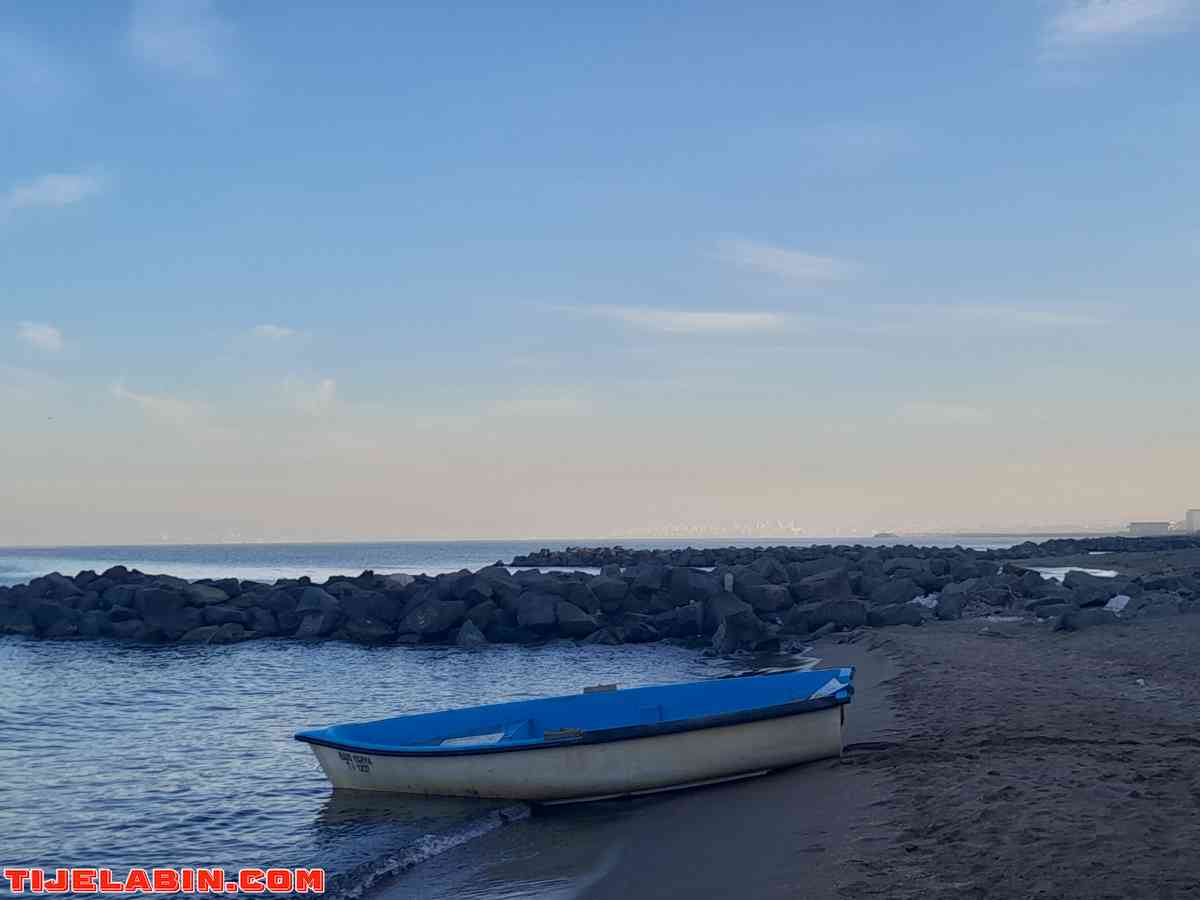 centre ville de Four de l'eau f4 avec deux façades - Bordj El Kiffan, Alger