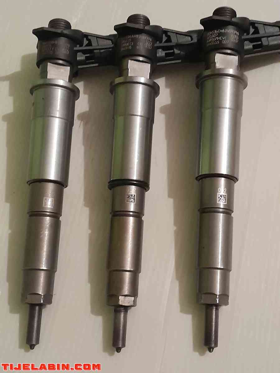 3 injecteurs 2.0 litres naissan reneault - Cheraga, Alger