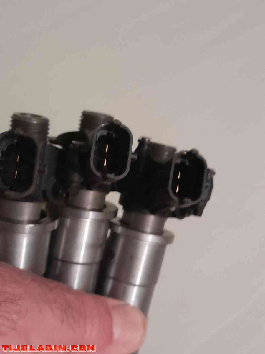 3 injecteurs 2.0 litres naissan reneault - Cheraga, Alger - Tijelabin