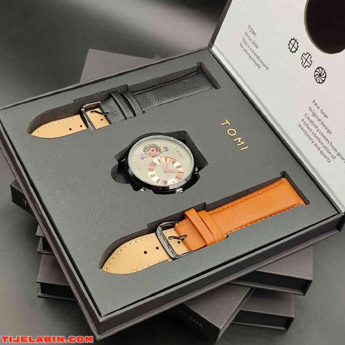 ساعة رجالية بتصميم كلاسيكي و حزامين قوية لمظهر أنيق - Alger Centre, Alger