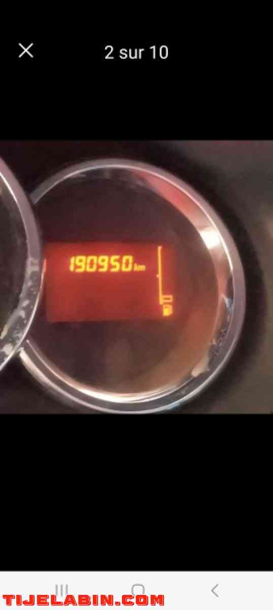 للتبادل فقط reneault Logan 1'2 16v 2014 - Cheraga, Alger - Tijelabin