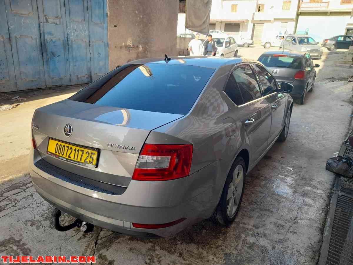 سيارة - Alger Centre, Alger - Tijelabin