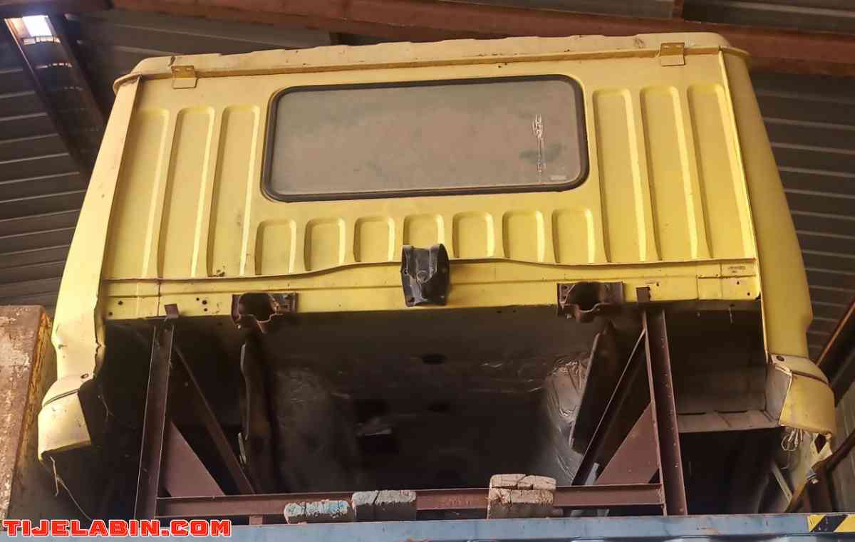 cabine camion 15 tonne - Oum Drou, Chlef - Tijelabin