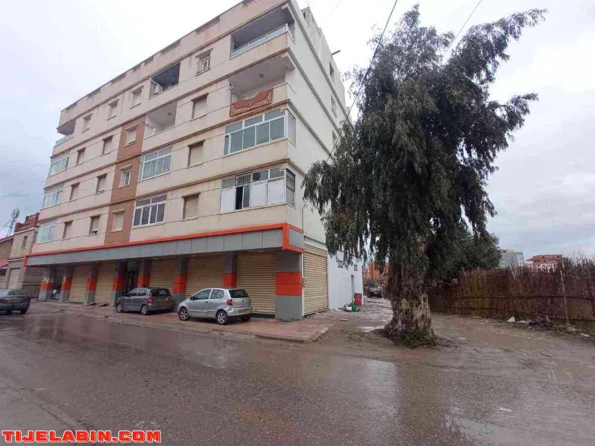 appartement f4 à bourdj lkifane 0550 33 13 40 - Alger Centre, Alger