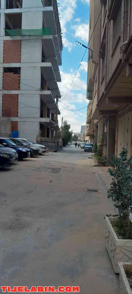 appartement f4 a bad Ezzouar 0550331340 - Bab Azzouar, Alger - Tijelabin