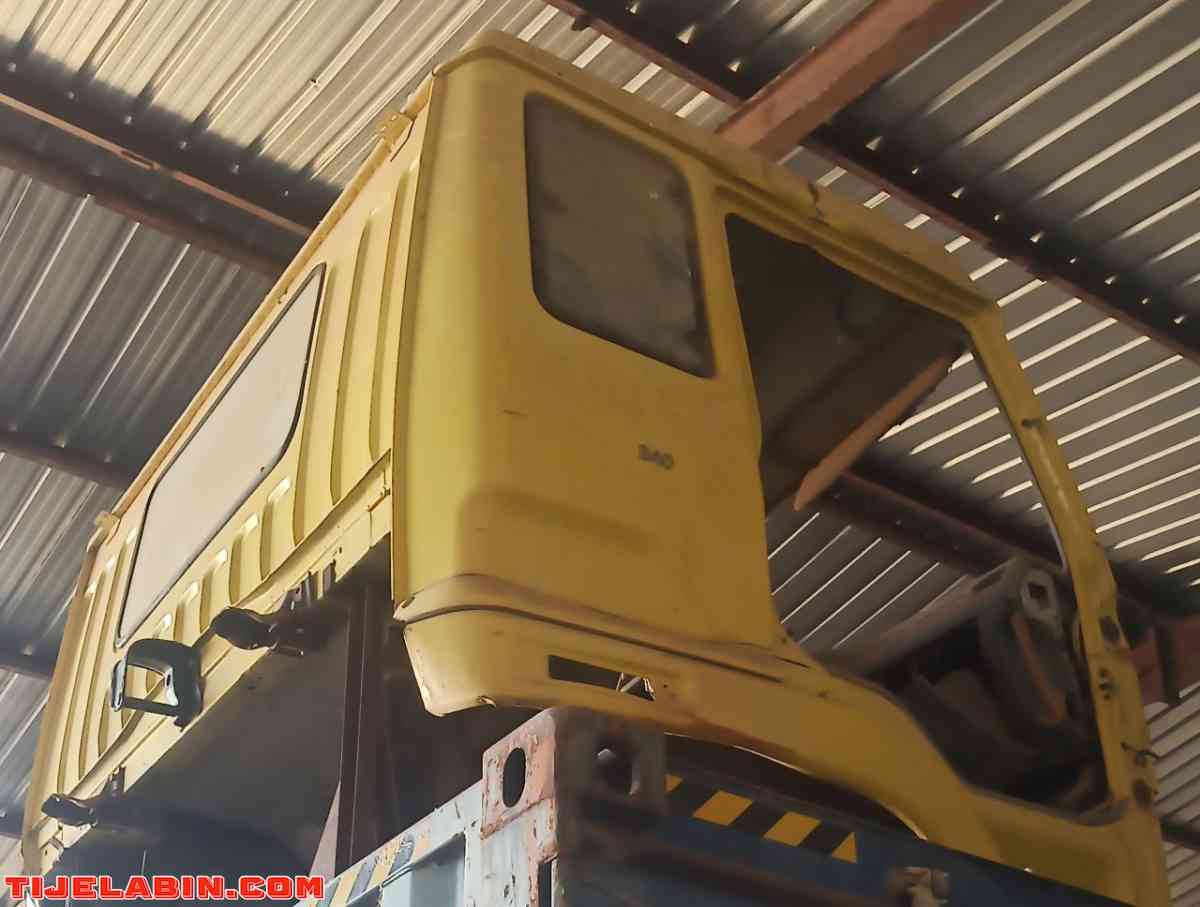 cabine camion 15 tonne - Oum Drou, Chlef - Tijelabin