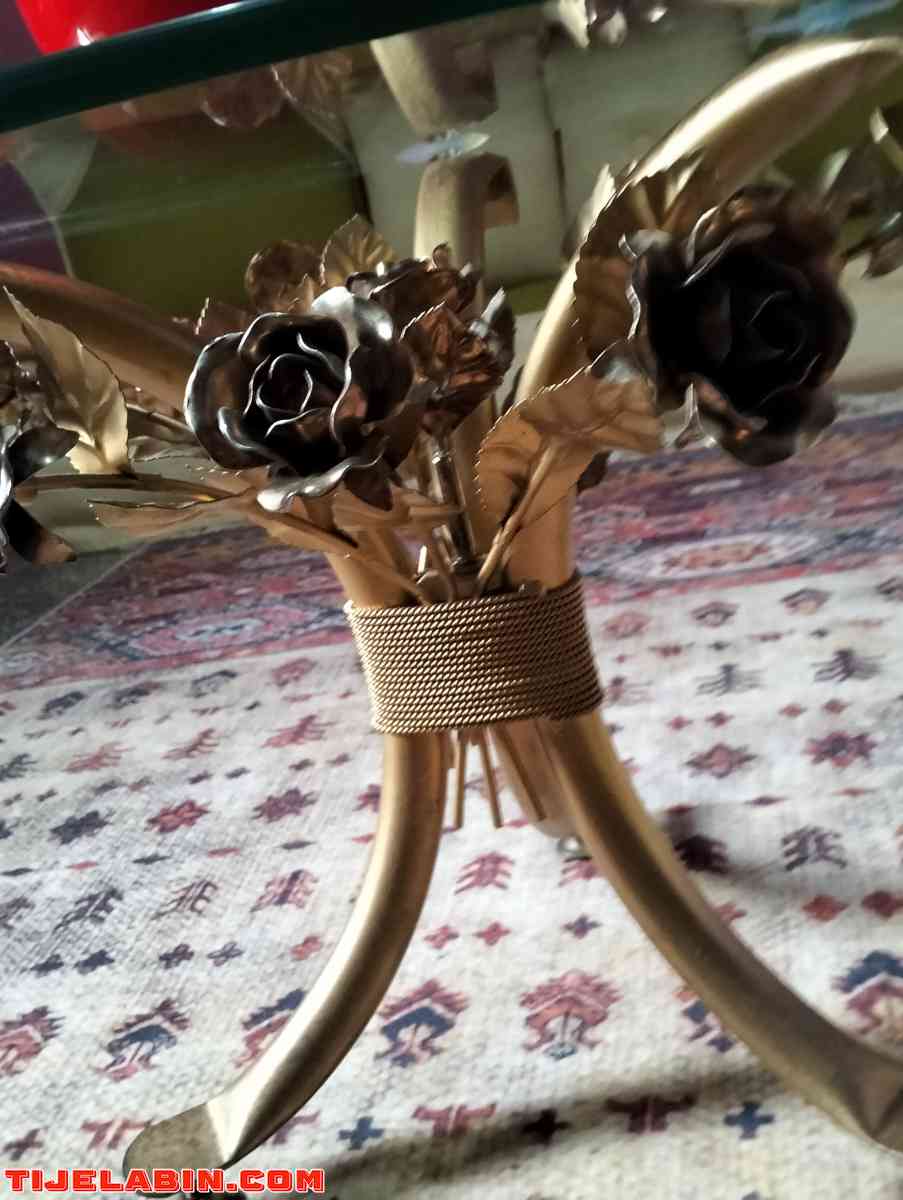 table basse - Constantine, Constantine - Tijelabin