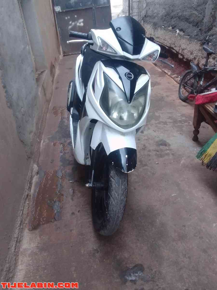 sr 2015 roso motor 10/10 carinaj 9/10 - Khemisti, Tipaza - Tijelabin