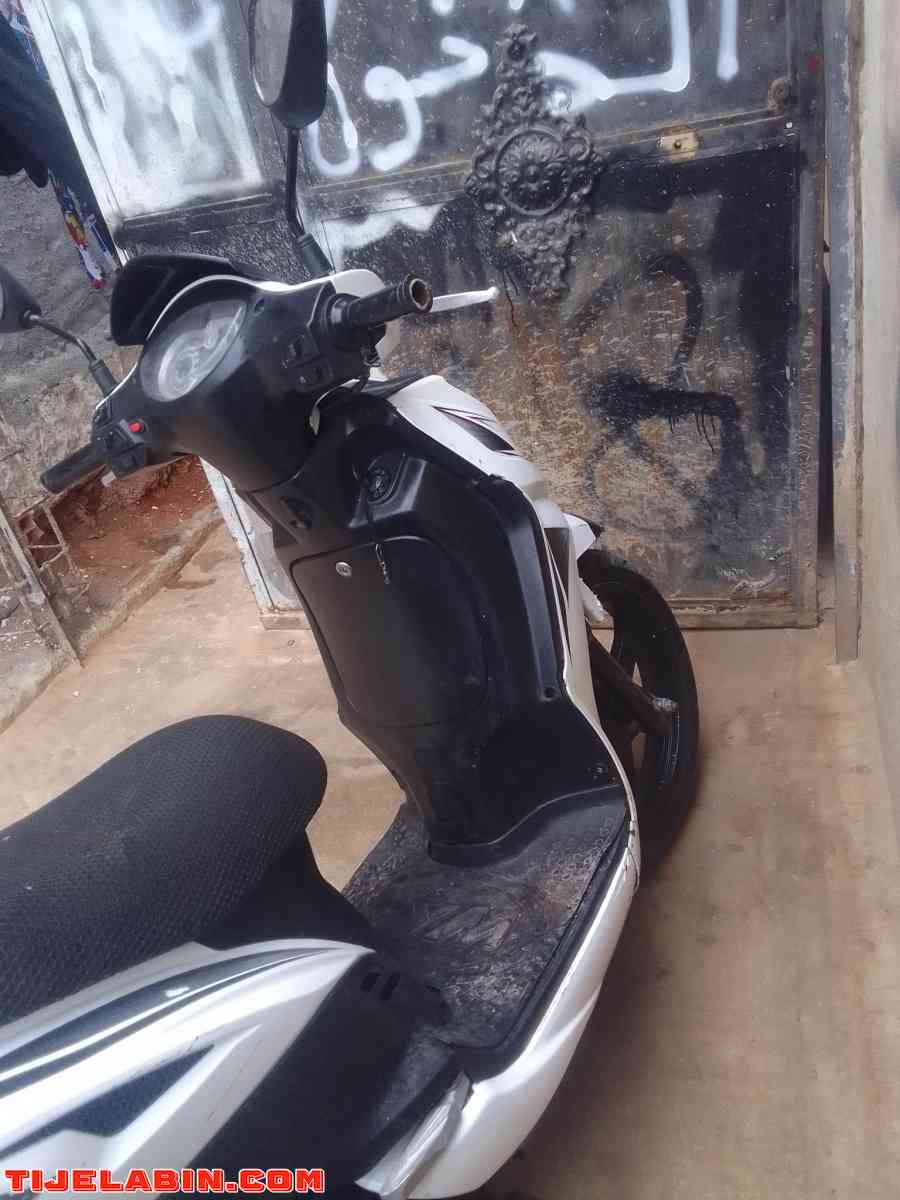 sr 2015 roso motor 10/10 carinaj 9/10 - Khemisti, Tipaza - Tijelabin