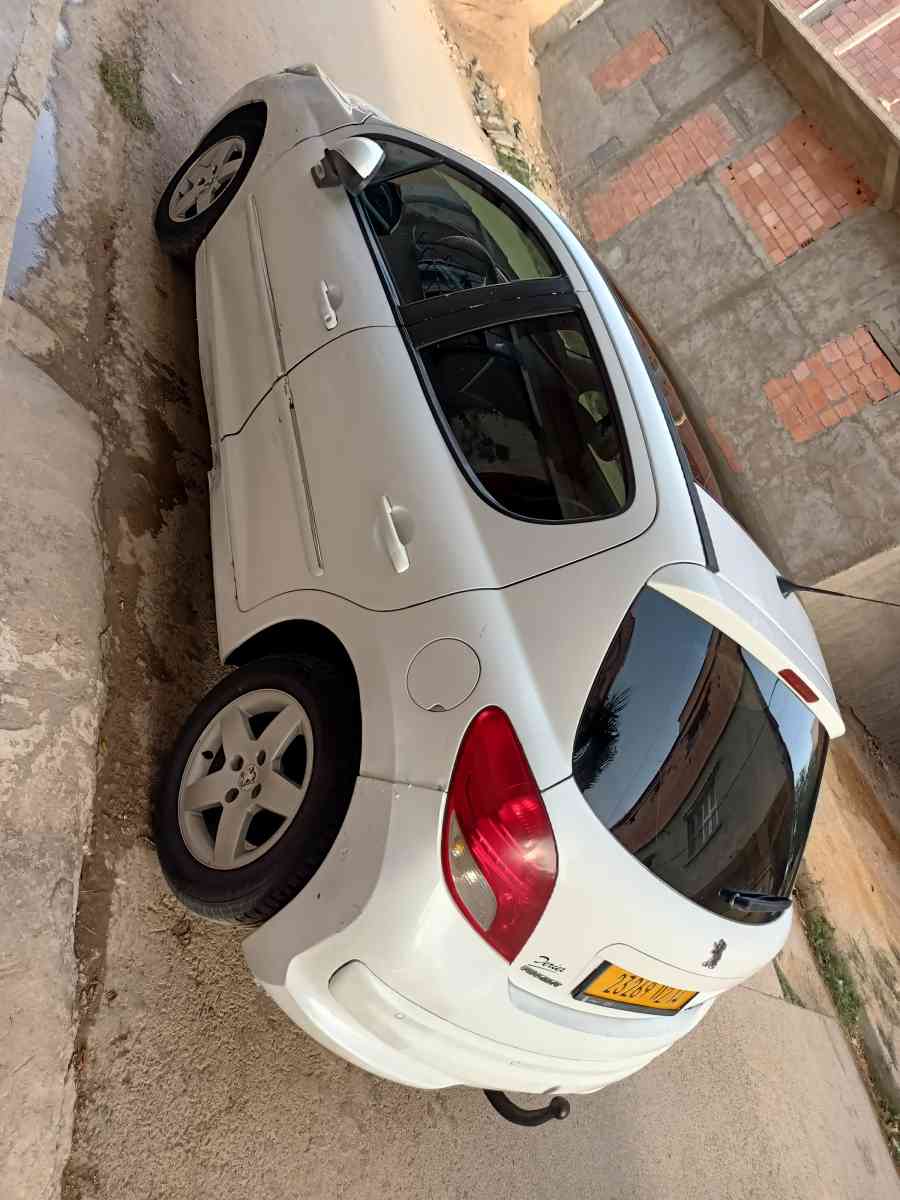 Peugeot 207 HDi 16 92ch - Sougueur, Tiaret - Tijelabin