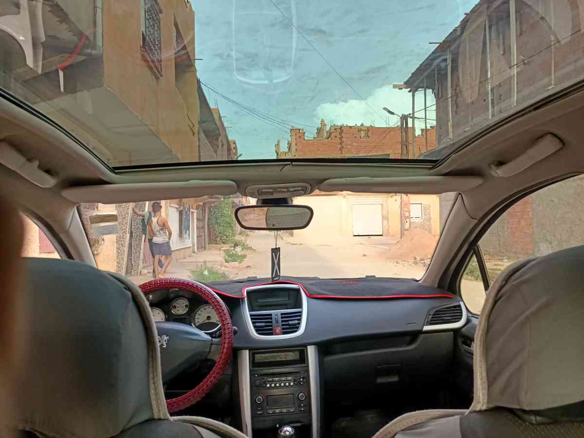Peugeot 207 HDi 16 92ch - Sougueur, Tiaret - Tijelabin
