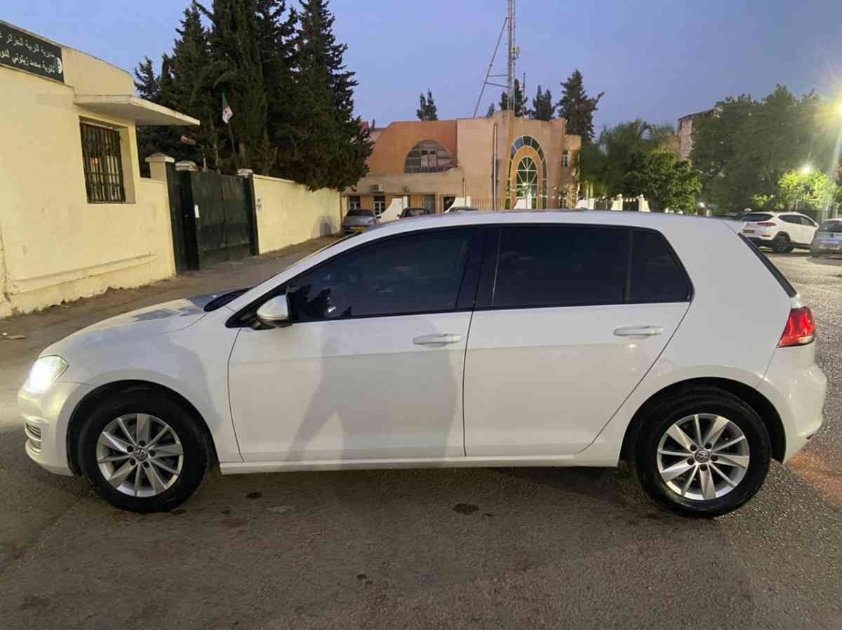VW Golf 7 2013 - Douera, Alger - Tijelabin