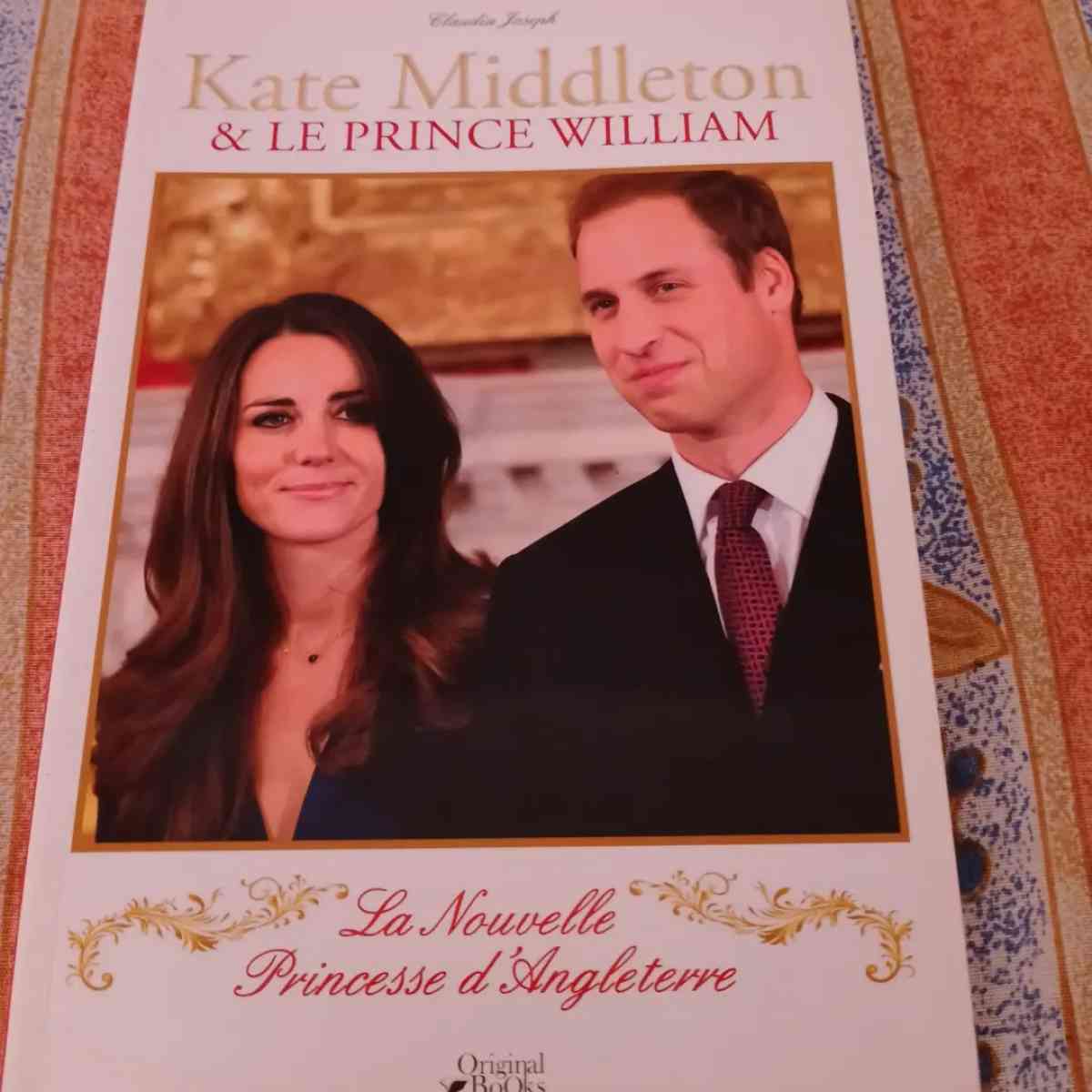 livre - Bejaia, Béjaïa - Tijelabin