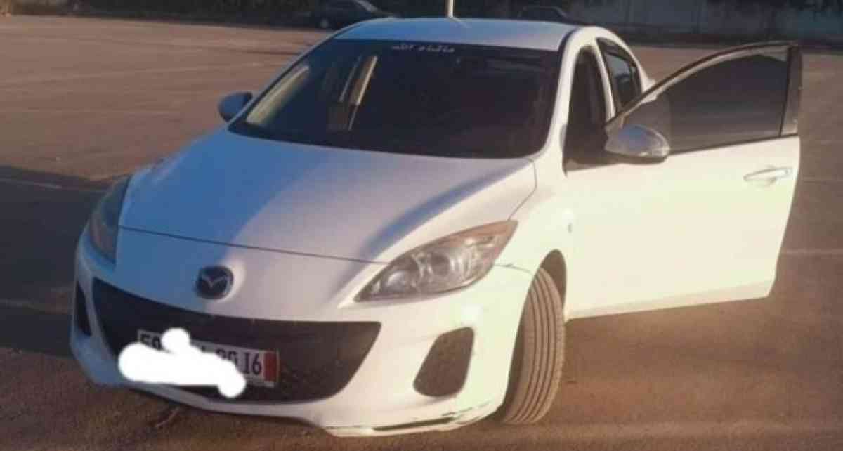 Mazda 3  2013           نبدل برك منبيعش