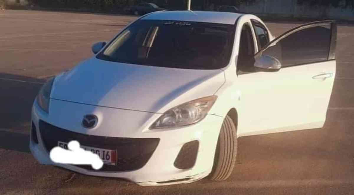 Mazda 3  2013           نبدل برك منبيعش - Ben Aknoun, Alger - Tijelabin