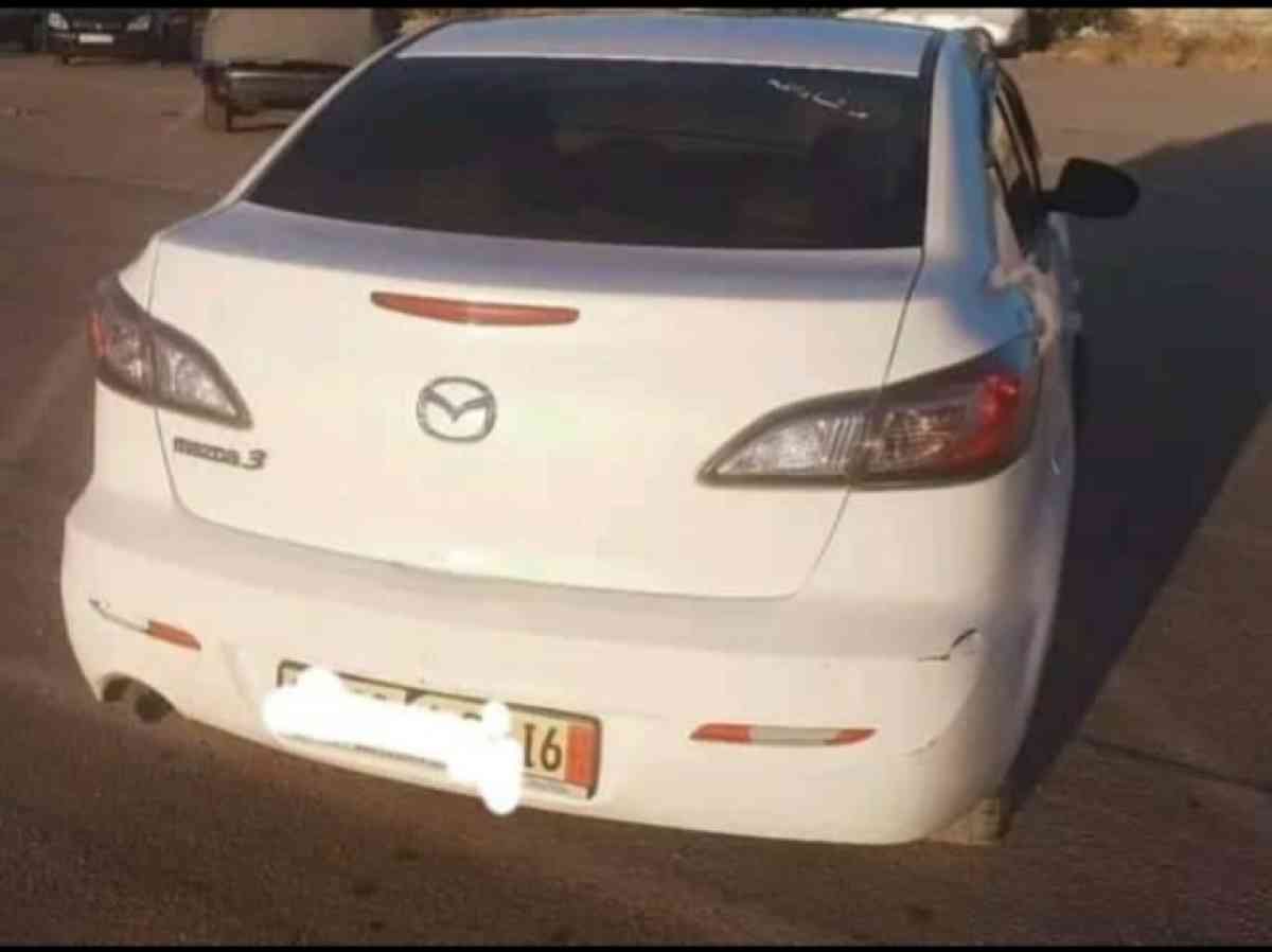 Mazda 3  2013           نبدل برك منبيعش - Ben Aknoun, Alger - Tijelabin
