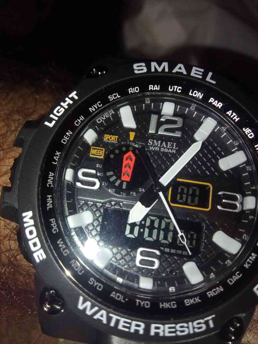 ساعة من نوع SMAEL - Bordj Menaiel, Boumerdes - Tijelabin