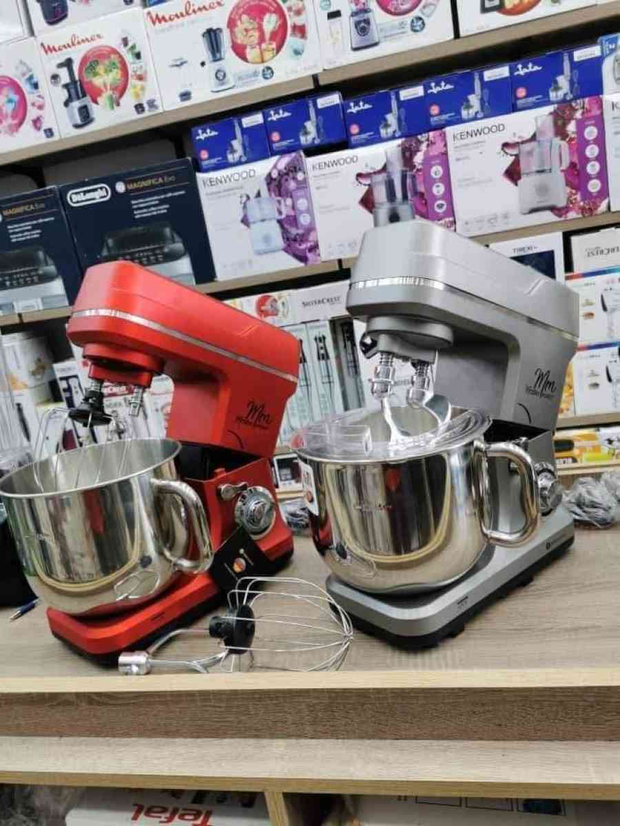 Bergmann ROBOTPETRIN BERGMANN BST900 1500W  5LROUGE - Alger Centre, Alger