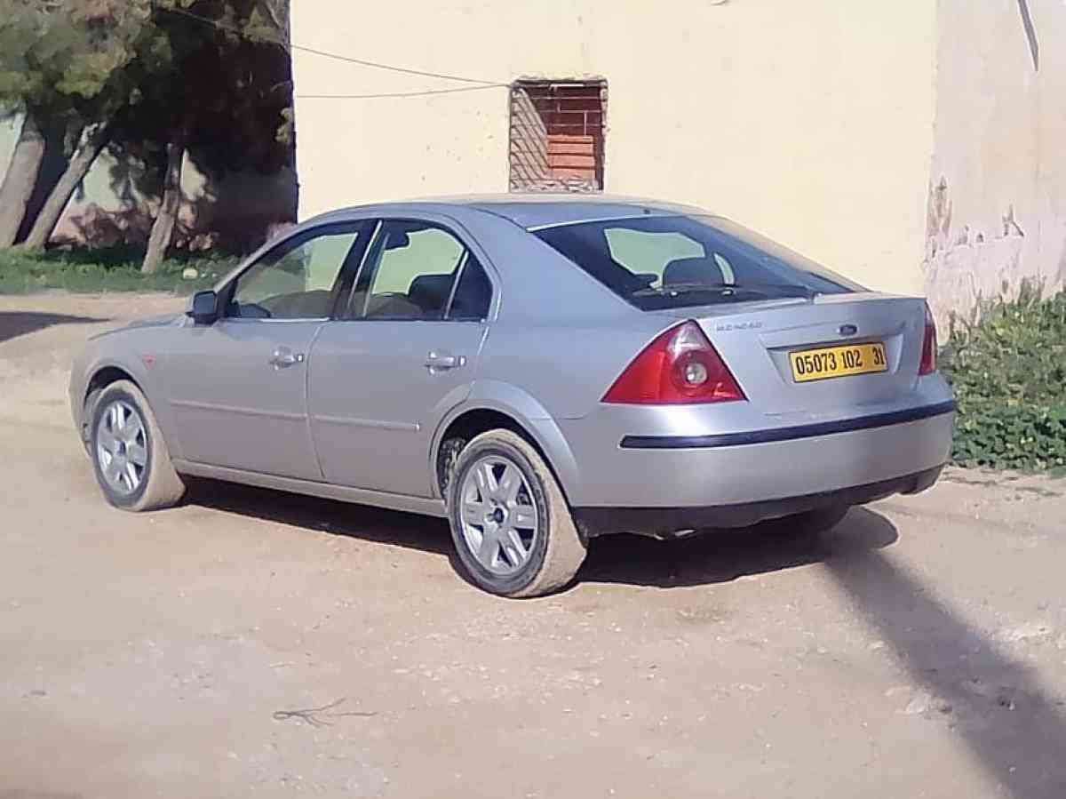 سيارة - Alger Centre, Alger - Tijelabin