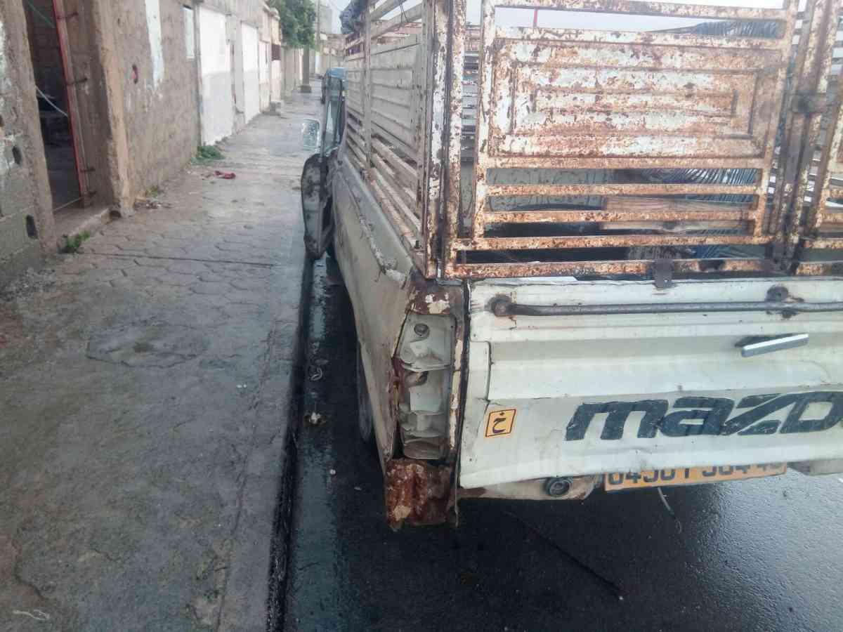 مازدا شاصي والصندوق نضاف - Khenchela, Khenchela - Tijelabin