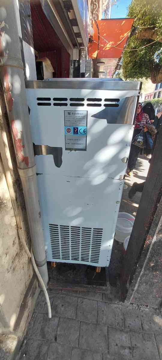 ماشينة مثلجات وصوربي في حالة جيدة - Alger Centre, Alger - Tijelabin