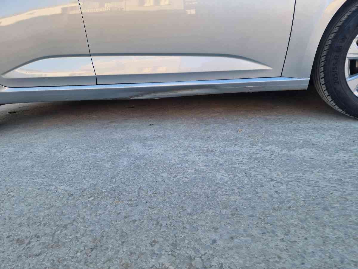 سيارة رونو - Taher, Jijel - Tijelabin