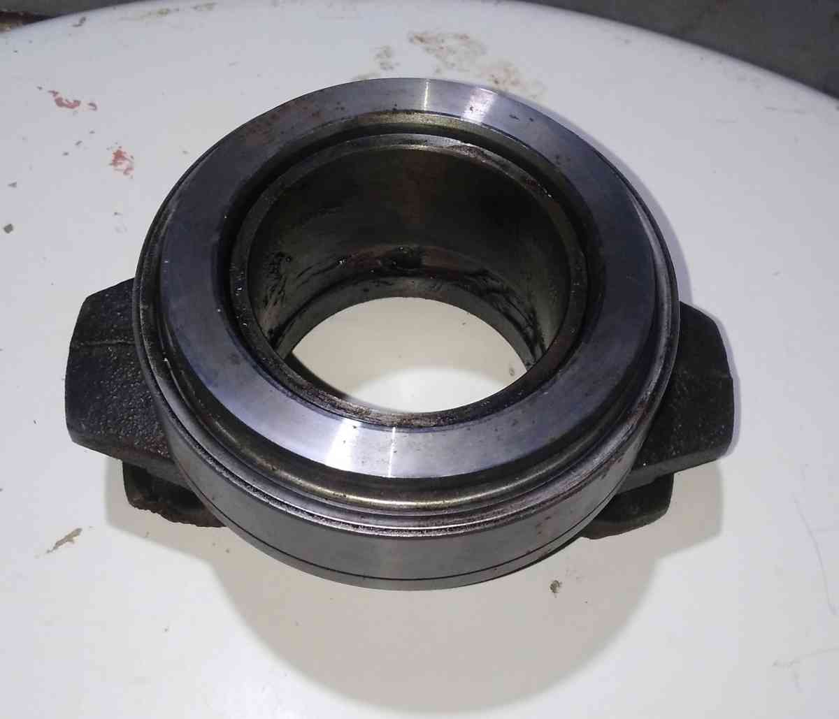 BUTE DEMBRAYAGE POUR VOLVO - Ksar El Boukhari, Medea - Tijelabin