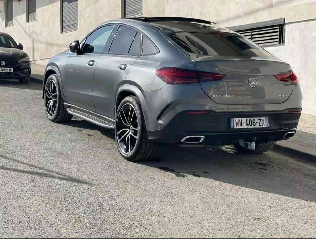 Mercedes 300d 2024 00km - El Achour, Alger - Tijelabin