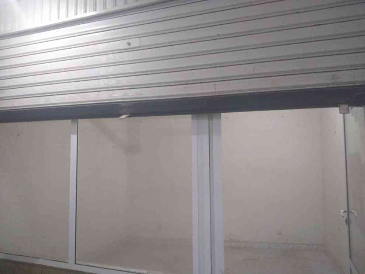 magasin - El Mouradia, Alger - Tijelabin