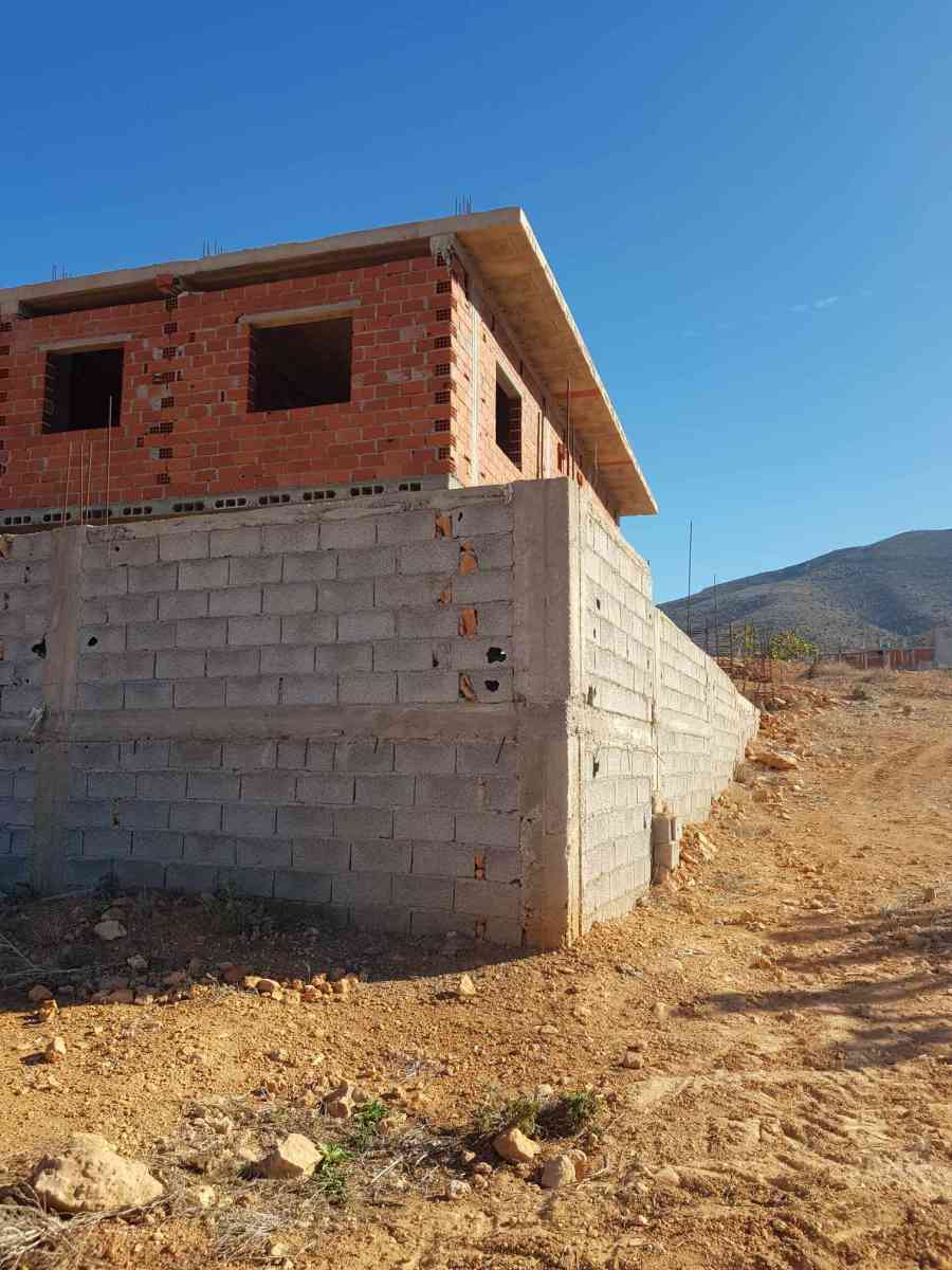 منزل للبيع في اولاد بن عايد البحيرة المغنية المنطقة القلع - Souk Thlata, Tlemcen - Tijelabin