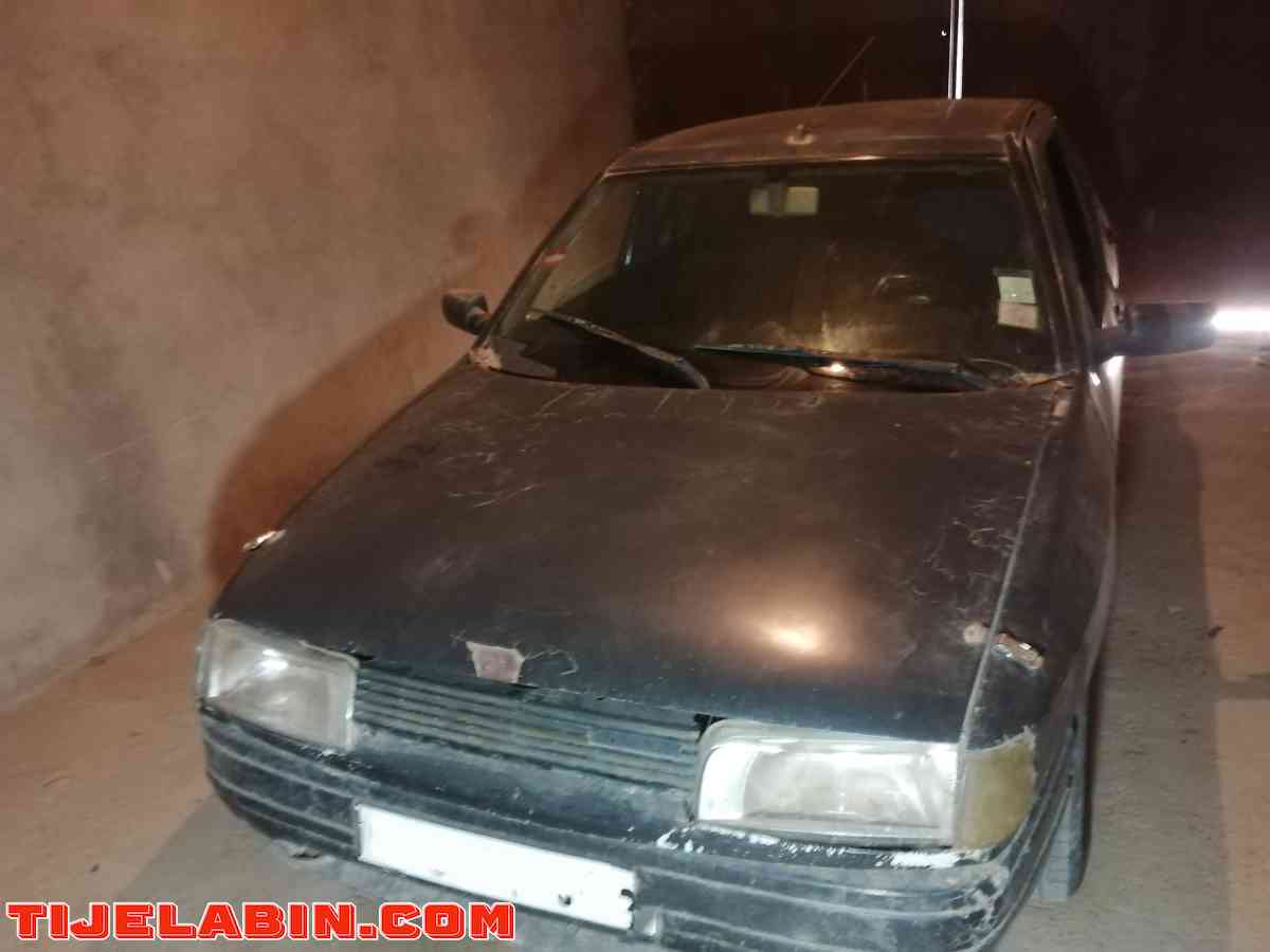 سيارة من نوع صيات إبيزا - Ain El Melh, M'Sila - Tijelabin