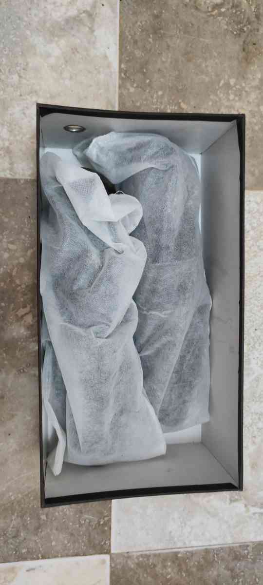 deux Chaussures classiques pour hommes - Alger Centre, Alger