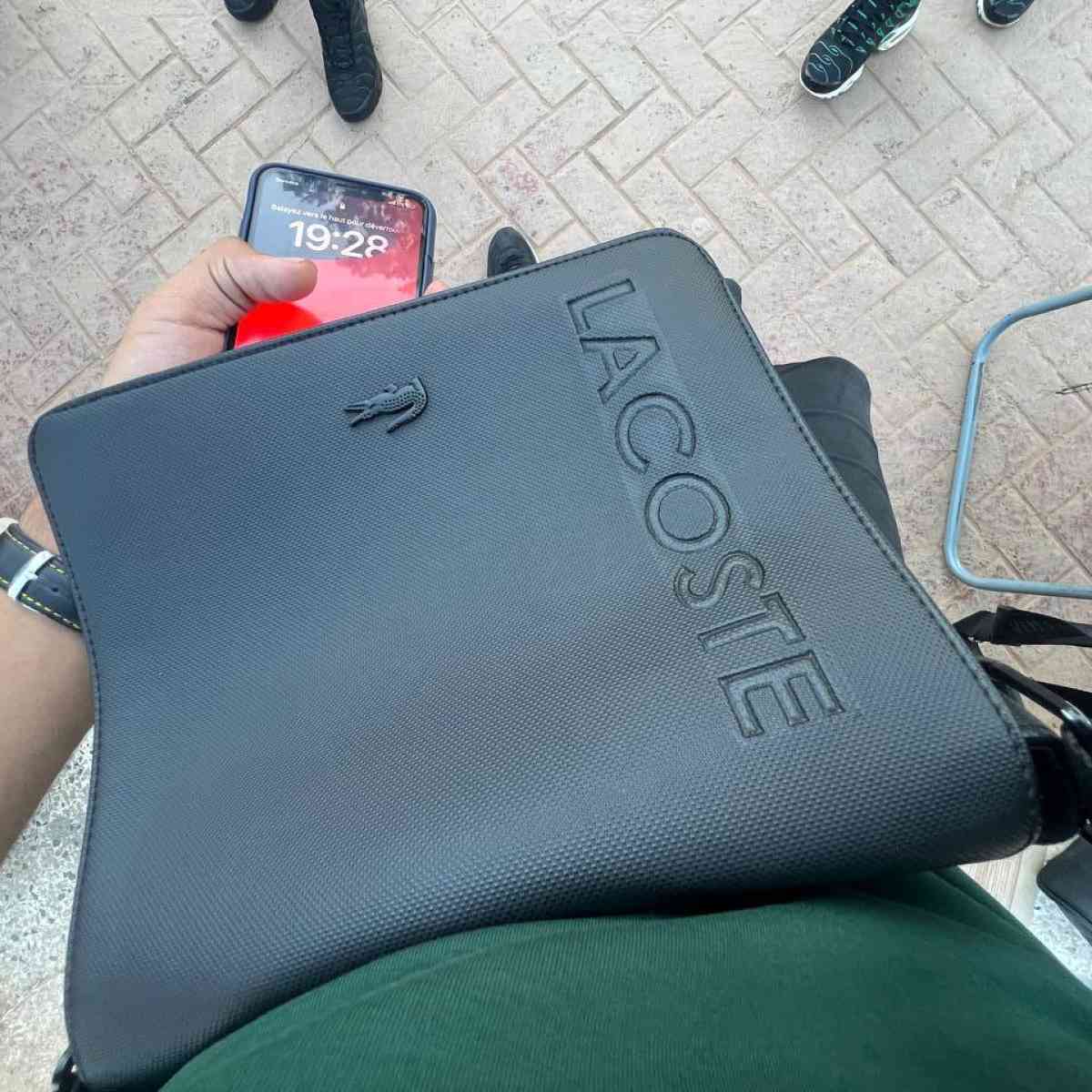 LACOSTE SAC FACTEUR - Alger Centre, Alger - Tijelabin