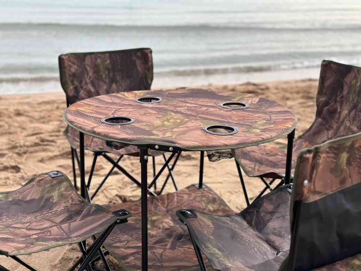 طاولة مع كراسي قابليين للطي - El Eulma, Setif - Tijelabin