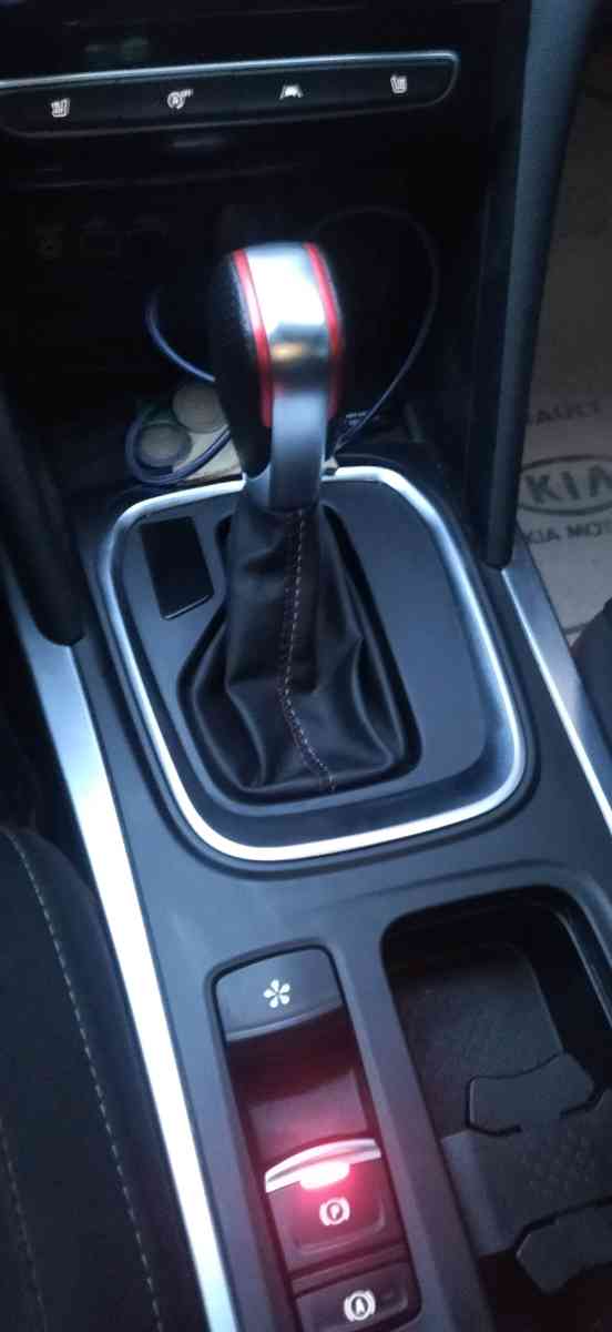 megane 4 RS line 2022 - Akbou, Béjaïa - Tijelabin