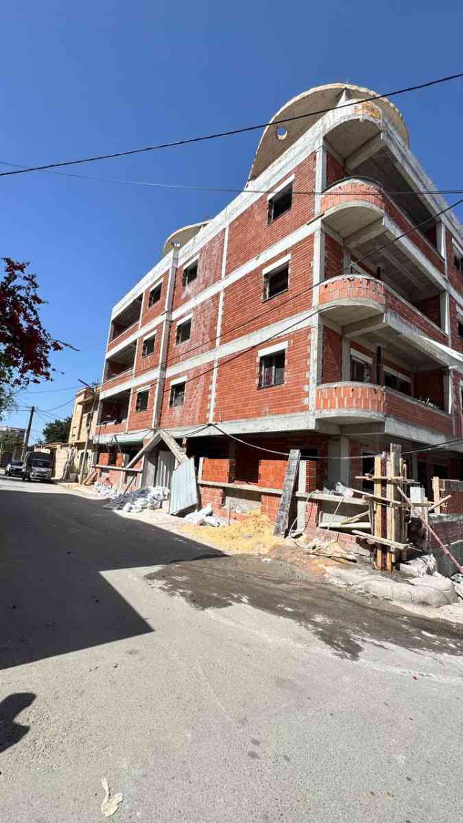 F4 a vendre Ouled Fayet cc3 quartier de Villa - Ouled Fayet, Alger - Tijelabin