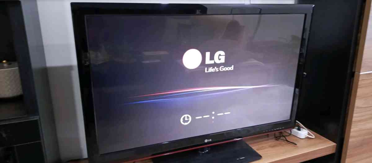 Tlviseur 3D marque LG 42 pouces - Ain Djasser, Batna - Tijelabin