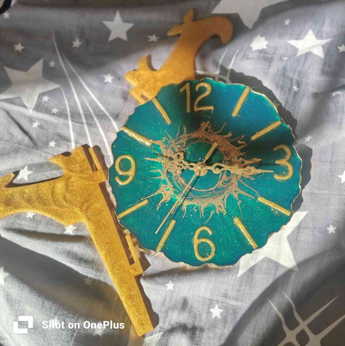 ساعة من الريزين ايبوكسي horloge murale en rsine - Bordj El Bahri, Alger - Tijelabin