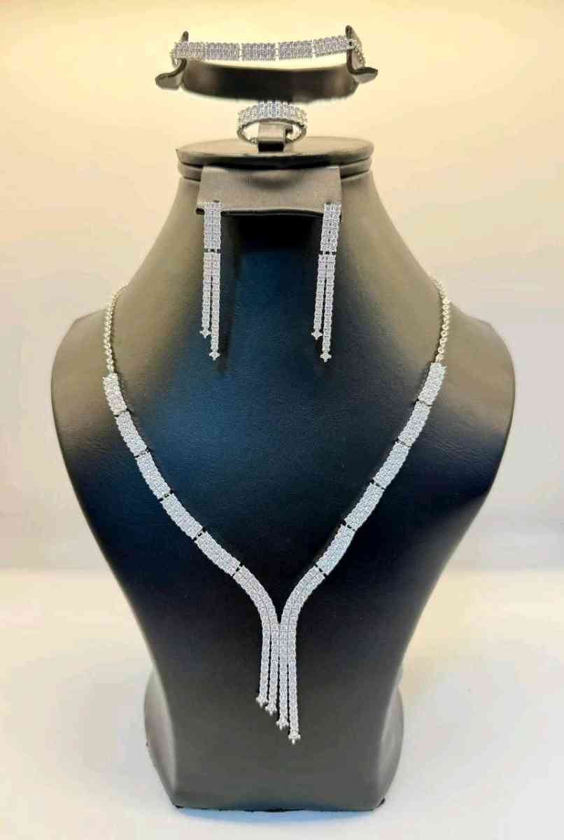 طقم البايرن لي راهو توندوس