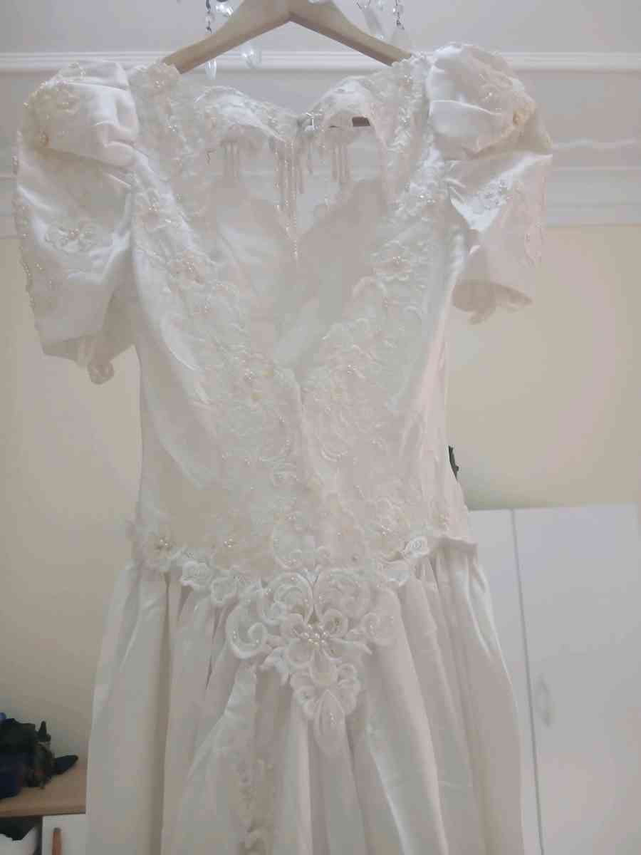 robe blanche neuf taille 38 40 - Khemisti, Tipaza - Tijelabin