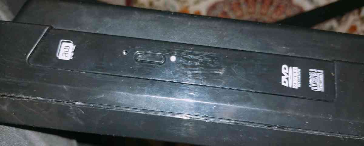 حاسوب مكتبي شاشة متصلة بلحاسوب packard bell - Ain M'lila, Oum El Bouaghi - Tijelabin