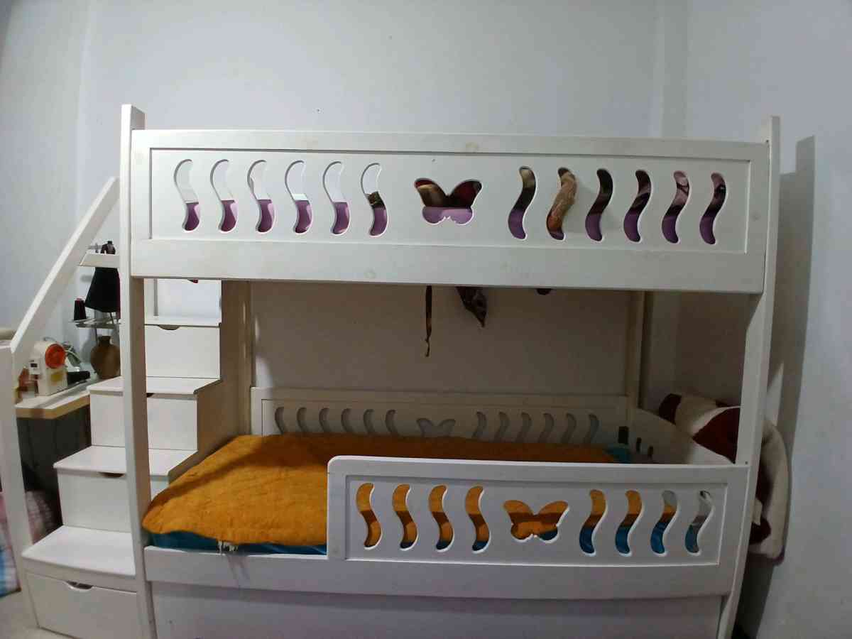 اثاث منزلي مستعمل معروض للبيع ارجو اعطائي سعر مناسب له - El Hamdania, Medea - Tijelabin